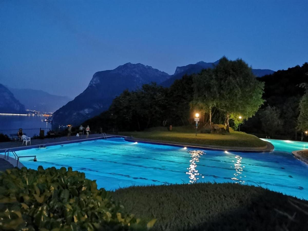 Appartamento Beatrice - Lago Di Como Valbrona Eksteriør bilde